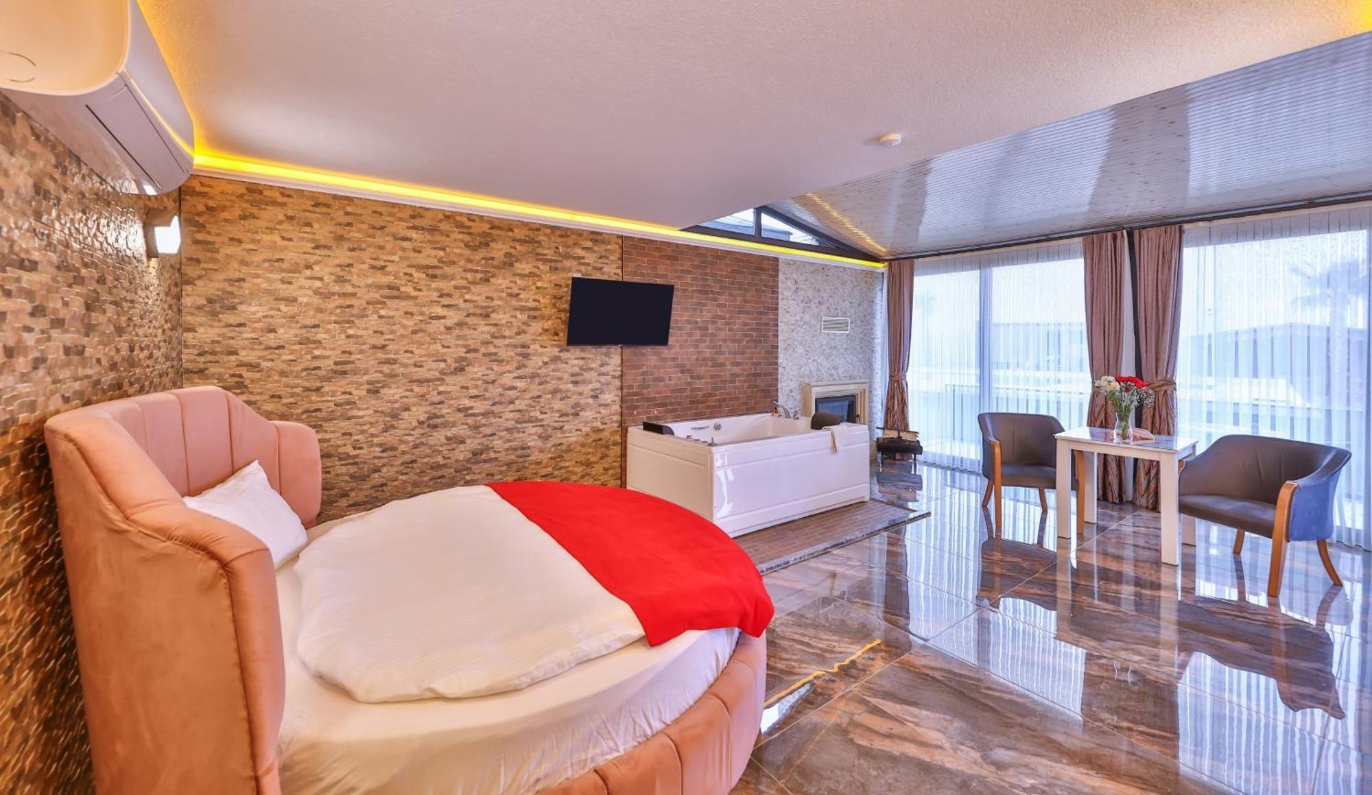 Agva Teras Garden Hotel & Bungalow Buitenkant foto